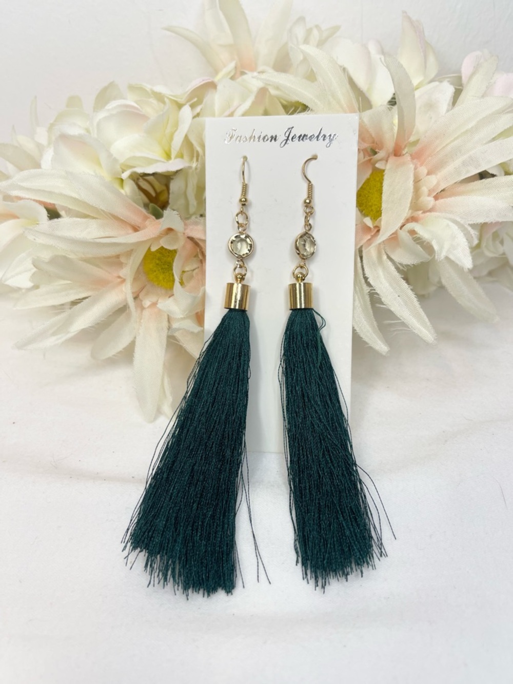 Fashion Jewelry Dark Green Tassel Earrings with Gold Accents
